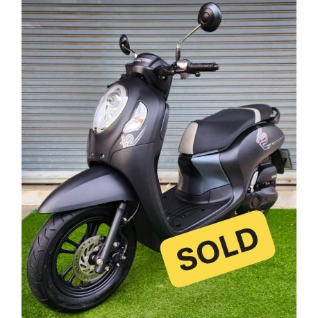 06/2022 Honda Scoopy 42.900 ฿ Finance by shop - PJ Trading Motorbikes